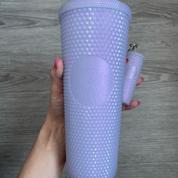 Starbucks Limited Ed Christmas 2021 Icy Lilac Tumbler and Matching Key Chain - Picture 1 of 3